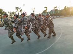 14歲的孩子叛逆有哪些具體表現(xiàn)？
