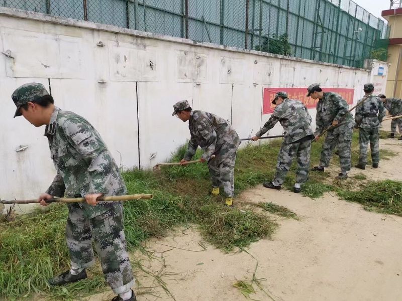 少年是祖國(guó)未來(lái)的棟梁，需要好好引導(dǎo)與保護(hù)