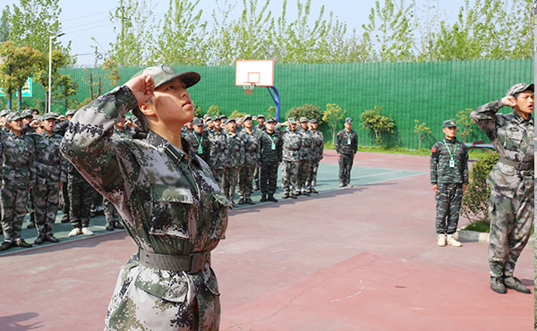 青少年教育學校：如何面對孩子厭學，父母該怎么辦？