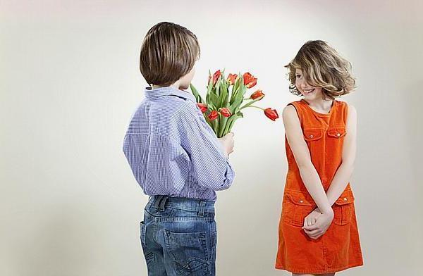 中學生為何會出現早戀現象？家長如何引導孩子回到正軌