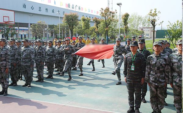 青少年管教學校：十四歲的兒子叛逆厭學怎么辦？