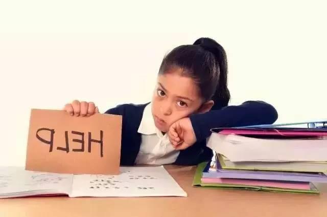小孩子內(nèi)向，在學(xué)校里性格孤僻該怎么辦？
