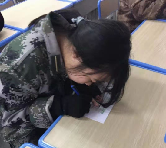 一筆一劃寫家書(圖1)