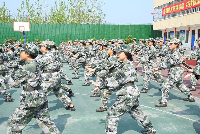 孩子入校需要特訓(xùn)多長(zhǎng)時(shí)間？(圖1)