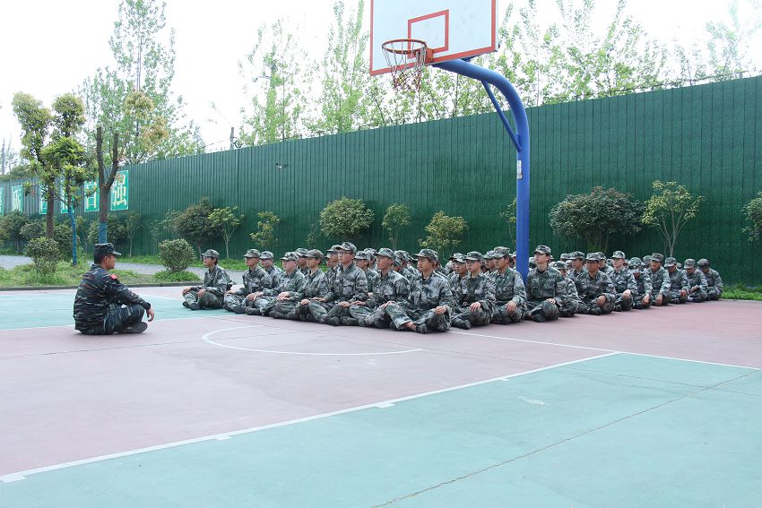 叛逆孩子的教育問題，這幾個基礎(chǔ)原則至關(guān)重要