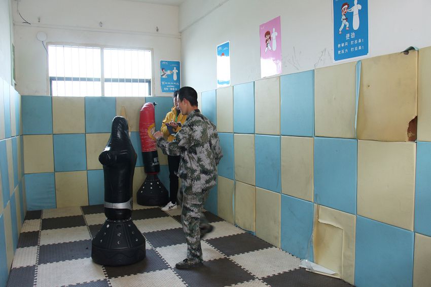 少年墜亡引關(guān)注，心理問(wèn)題怎么防？(圖2)
