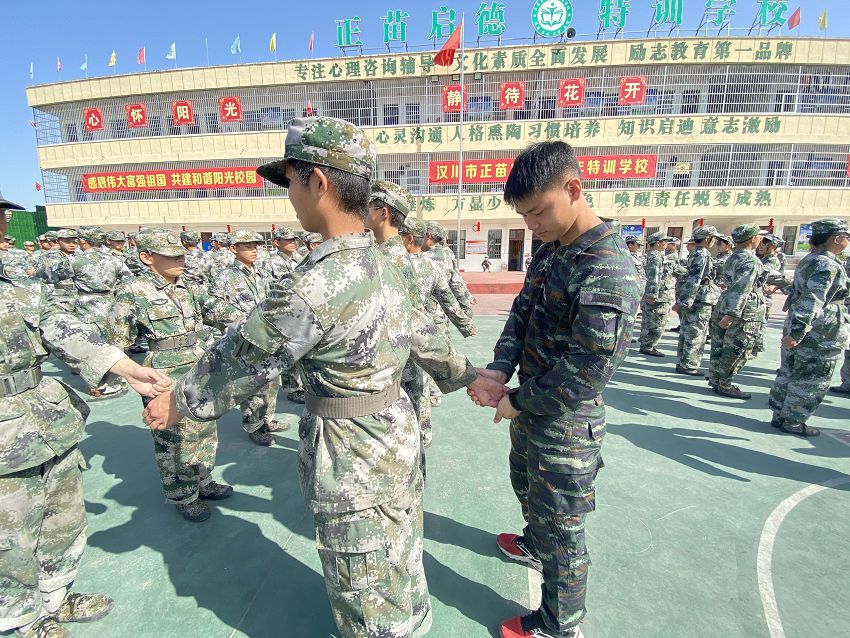 特訓學校：孩子不跟父母交流的原因(圖2)