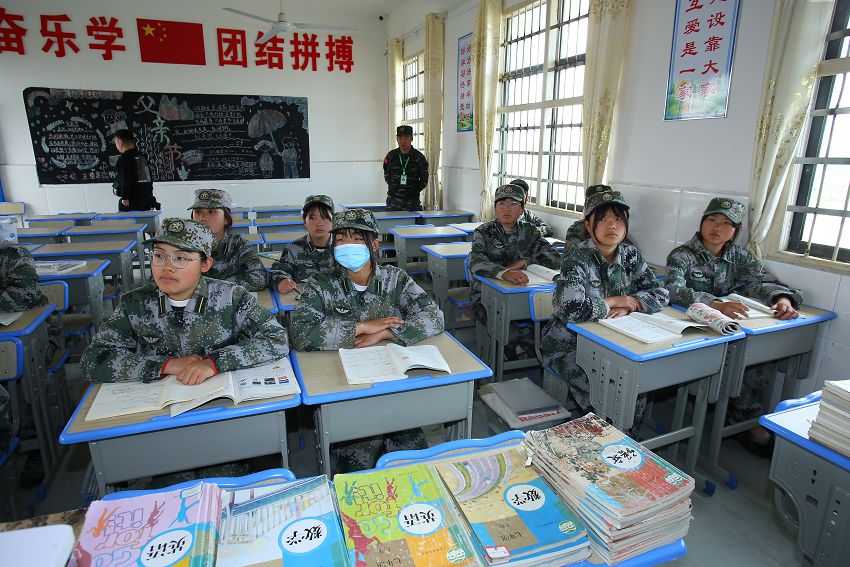 特訓(xùn)學(xué)校告訴你，如何拯救愛玩網(wǎng)絡(luò)游戲少年(圖2)