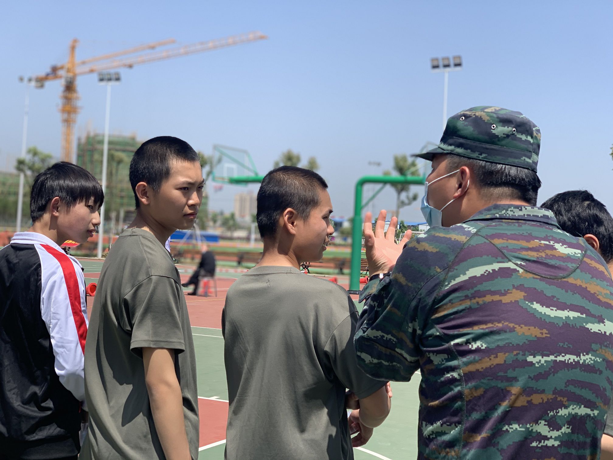 自信不源于完美，教會(huì)孩子做真實(shí)的自己(圖1)