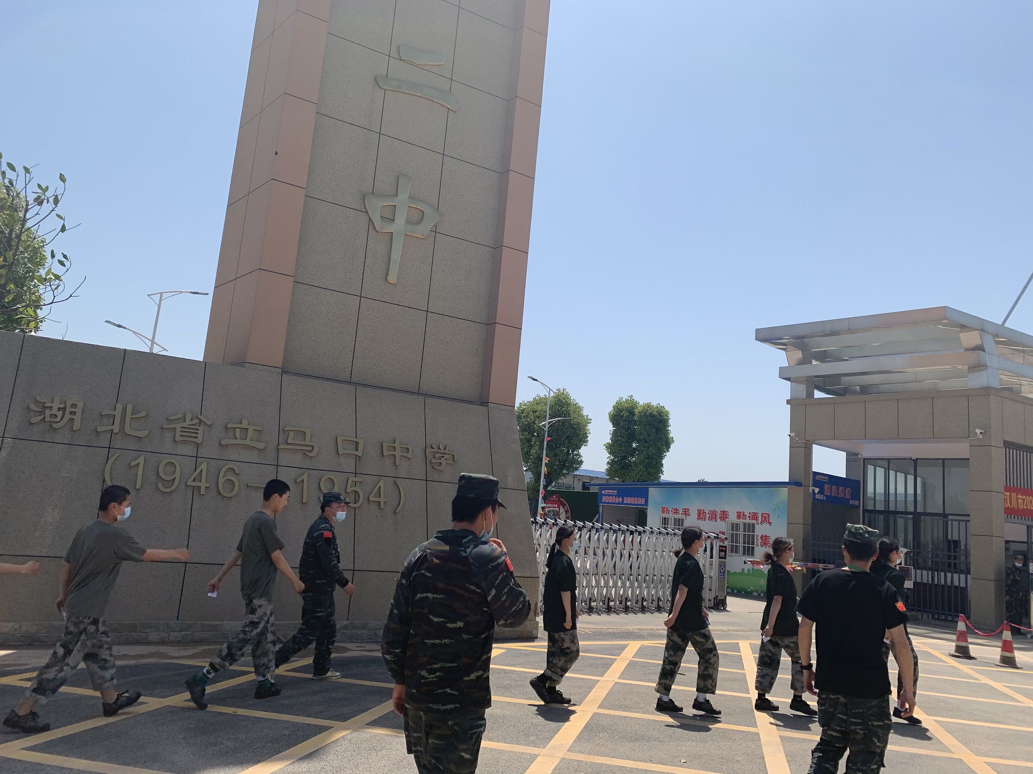   青春期孩子早戀，家長(zhǎng)要從這些角度找原因(圖2)