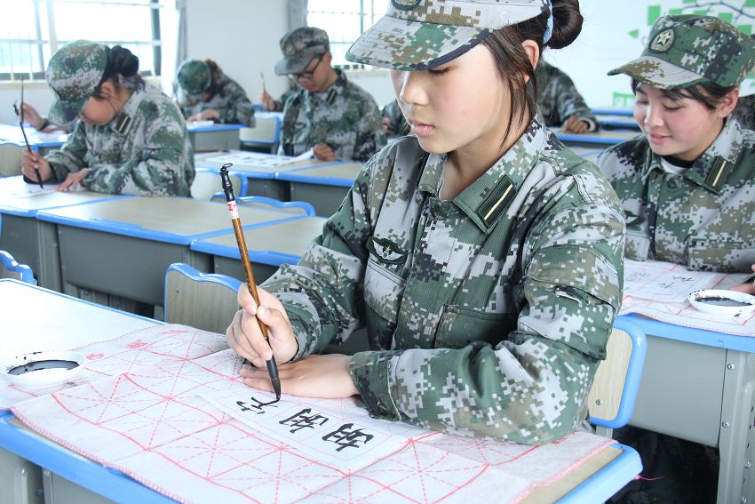 孩子不喜歡上學(xué) 是不是你期望過(guò)高了
