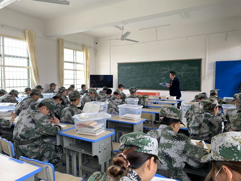 行為矯正糾正學(xué)校解析怎么培養(yǎng)孩子的創(chuàng)造意識(shí)(圖1)
