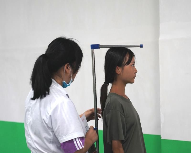 9-2106111555191X.jpg