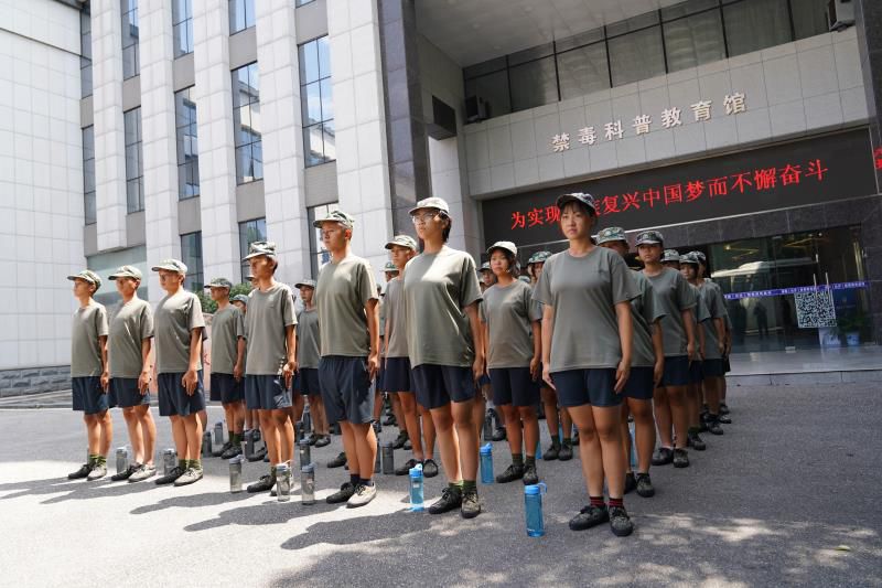 參觀戒毒中心
