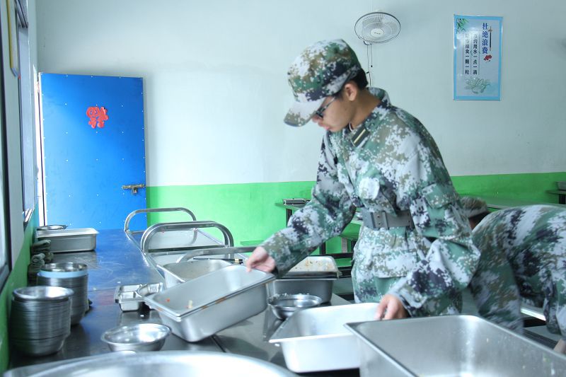 適當做家務，培養孩子的獨立生活能力