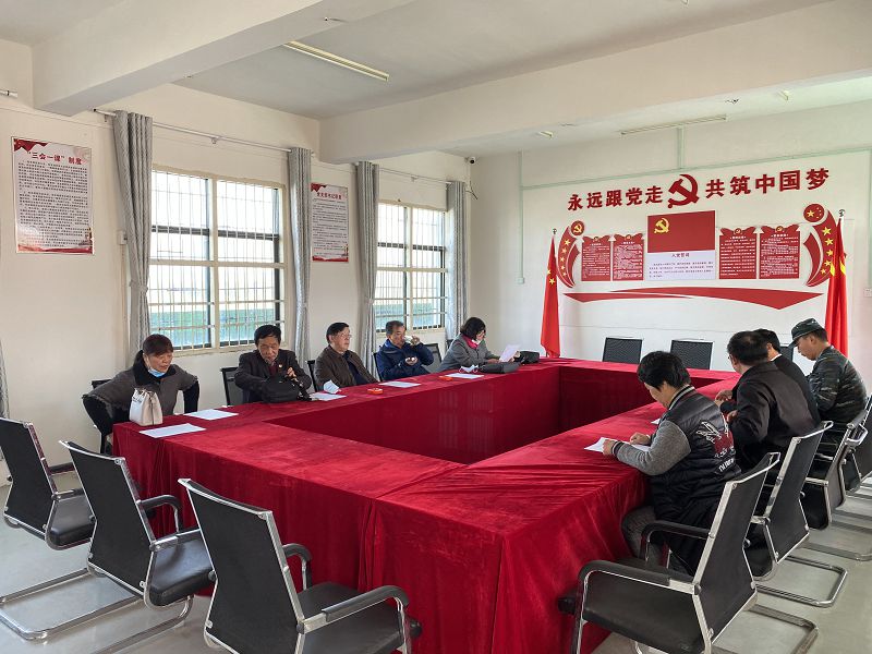 學校不僅僅要教授學生知識，還要治愈學生的心靈