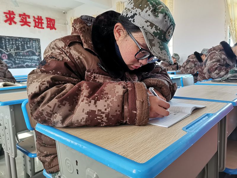 幫助學生輔導功課，讓學生對學習產生興趣   