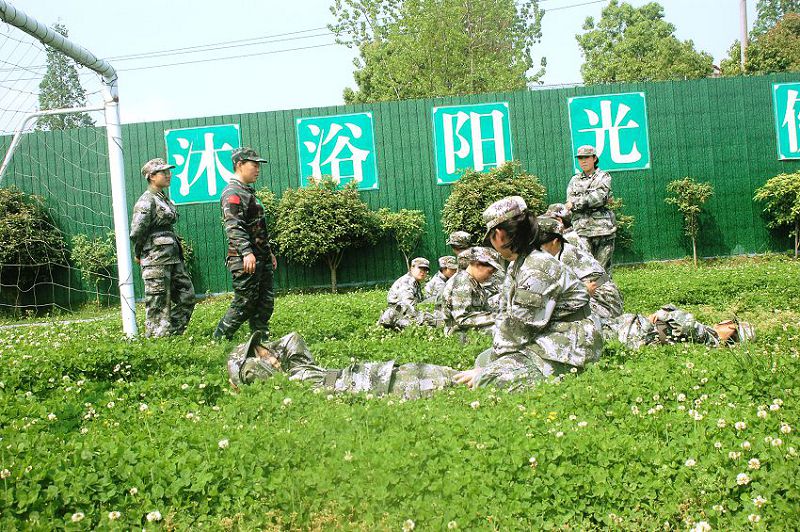 叛逆期青少年會有哪些行為表現？