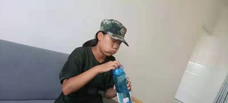 7-210Q215503U43.jpg