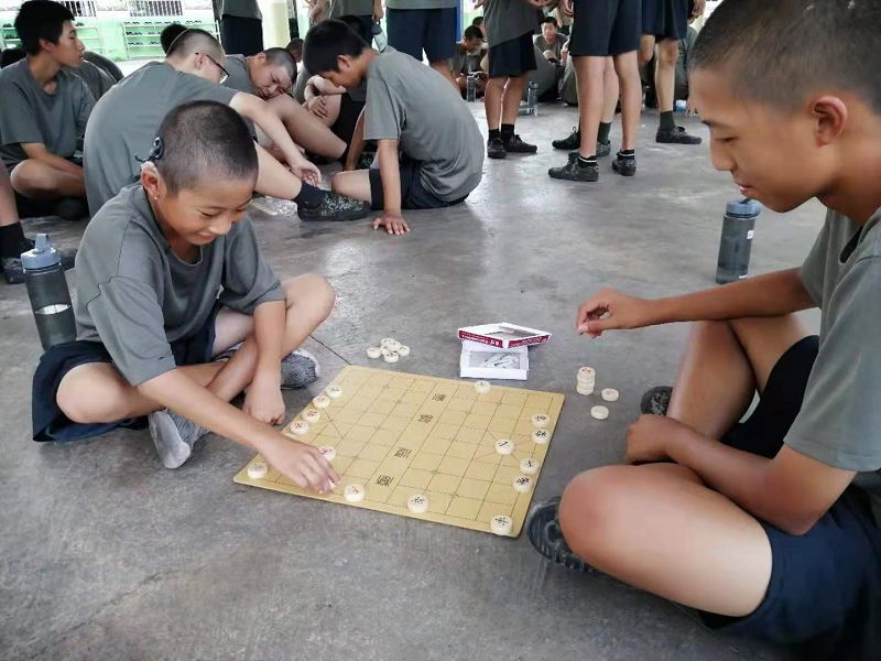 孩子叛逆怎么辦？聰明的家長這樣教育(圖2)