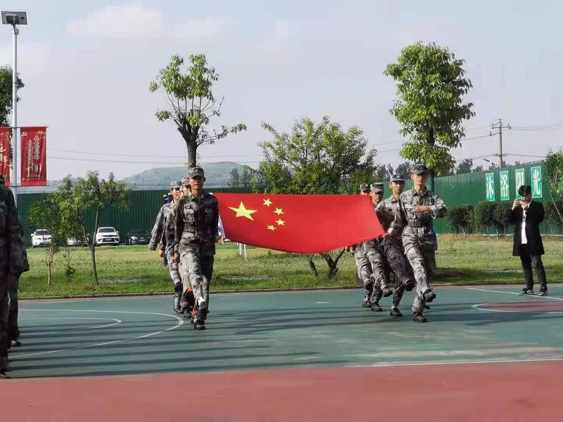 青春期教育很關鍵，逆反心理父母一定要重視！