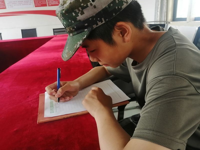 孩子不愛學習怎么辦？孩子沉迷網絡的原因到底是什么？