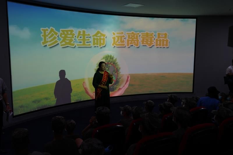 學校定期開展禁毒預防宣傳教育活動(圖14)