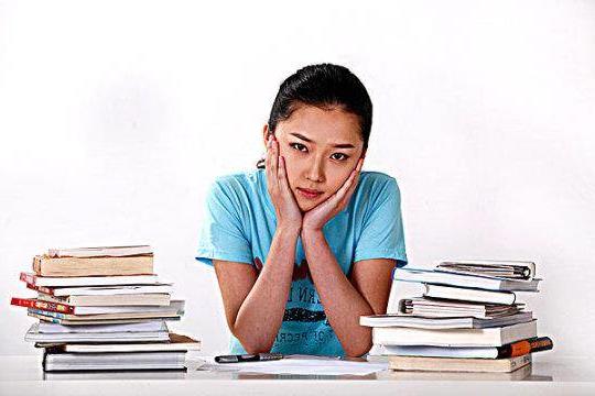 青少年處于叛逆期，不想讀書，厭學怎么辦？